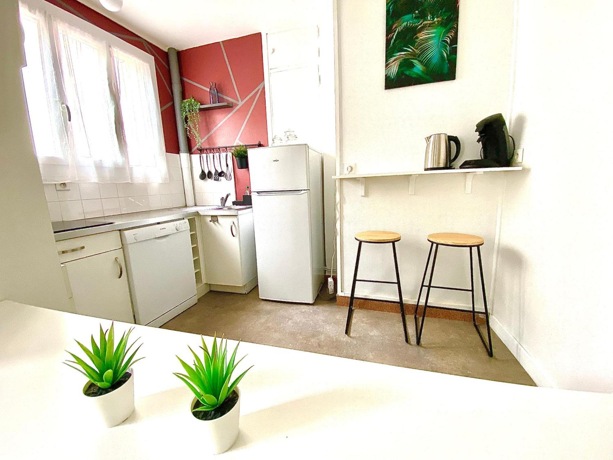 Le Chinchauvaud, Spacieux Avec Balcon Limoges Exterior foto